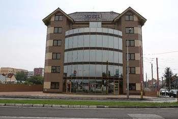 Hotel Kotva Bratislava Esterno foto