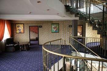 Hotel Kotva Bratislava Esterno foto